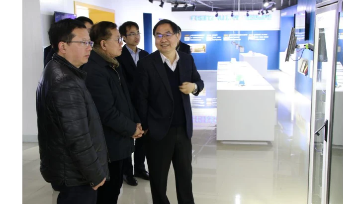 美仪参访上海辰竹