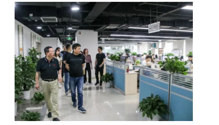 阿里巴巴集团副总裁余涌到访美仪